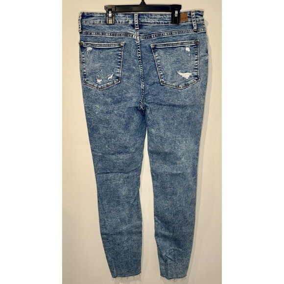 Judy Blue Acid Washed Distressed Skinny Jeans Size 11/30 Medium Wash EUC!! - Picture 4 of 6